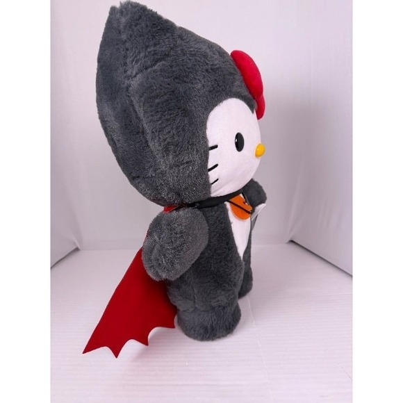NWT - Hello Kitty Dracula  Halloween Greeter 2025 - Picture 4 of 6
